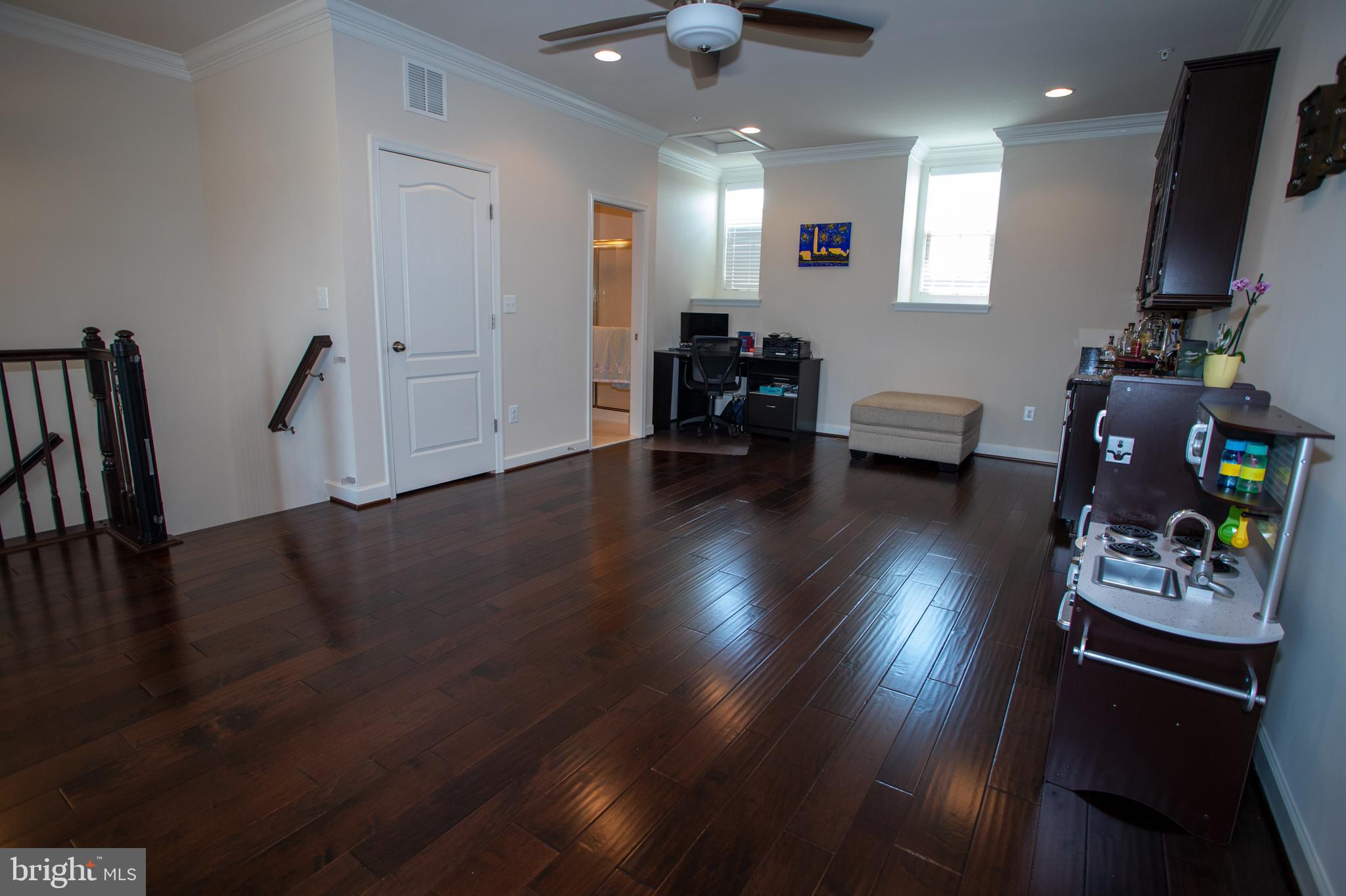 POTOMAC OVERLOOK AT NATIONAL HARBOR - Residential