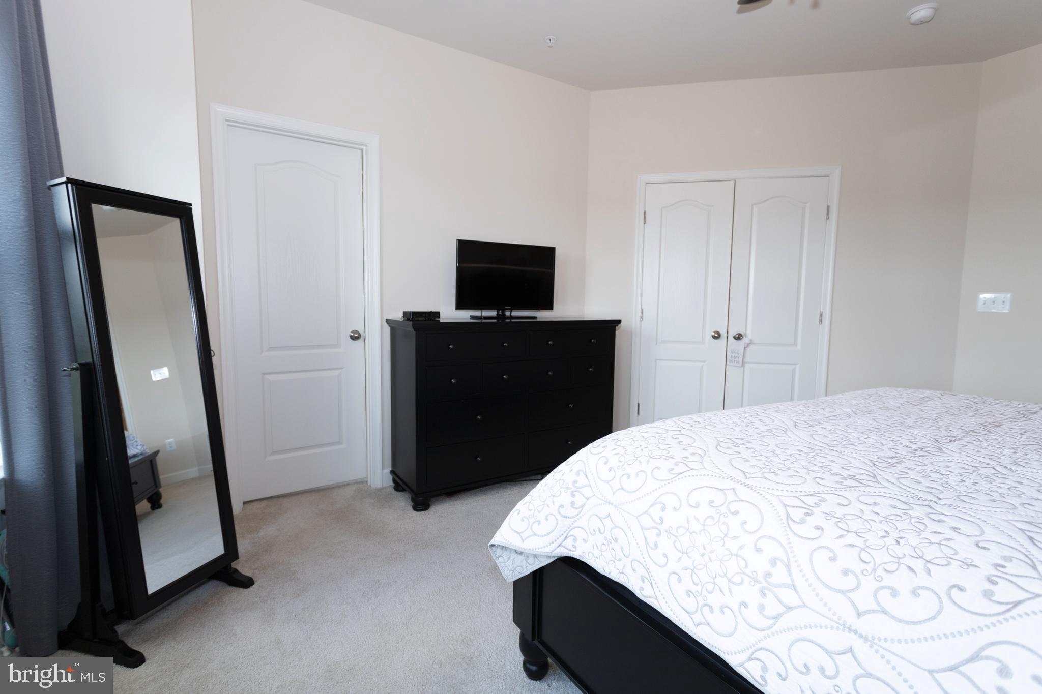 POTOMAC OVERLOOK AT NATIONAL HARBOR - Residential