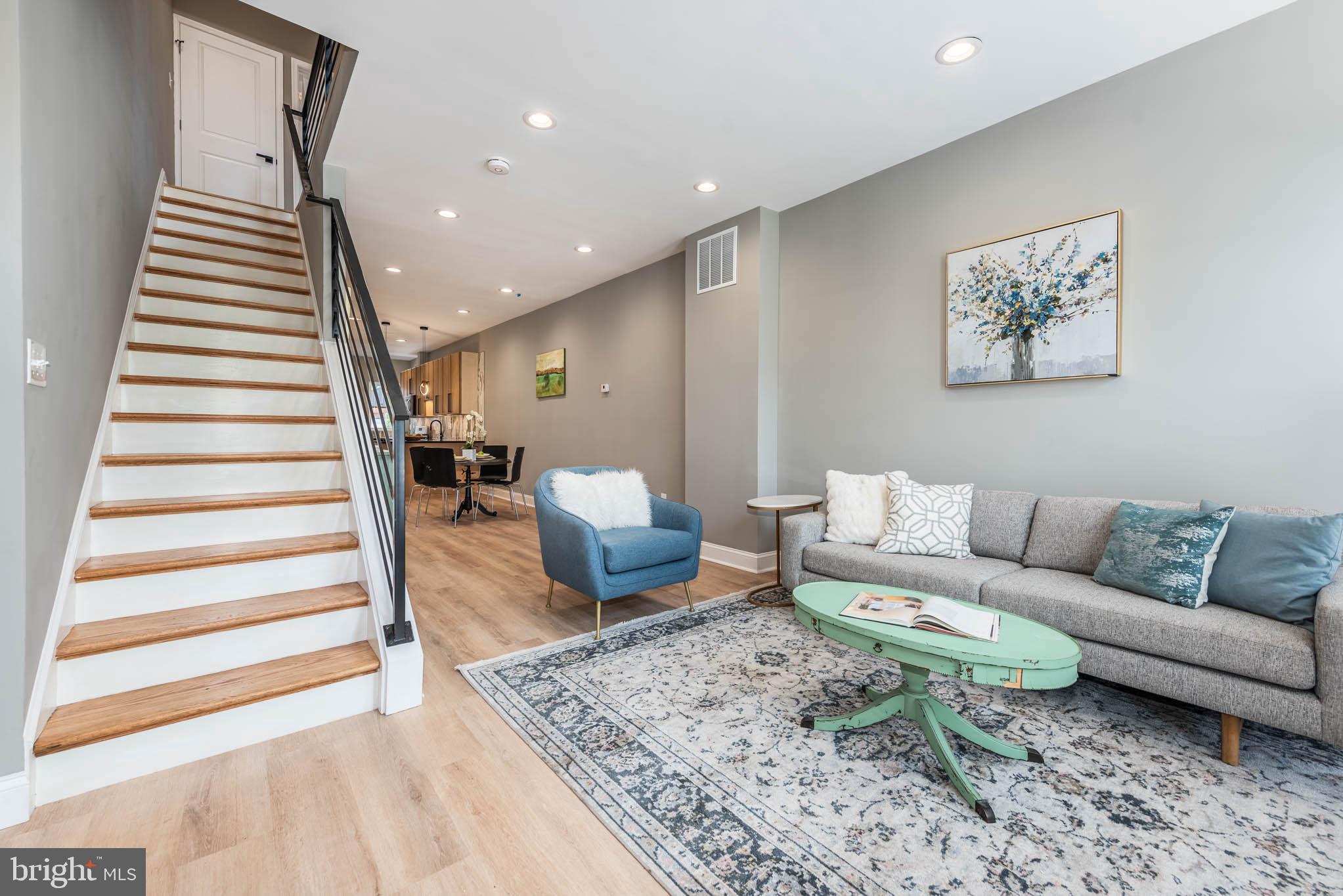 BROADWAY EAST - Residential