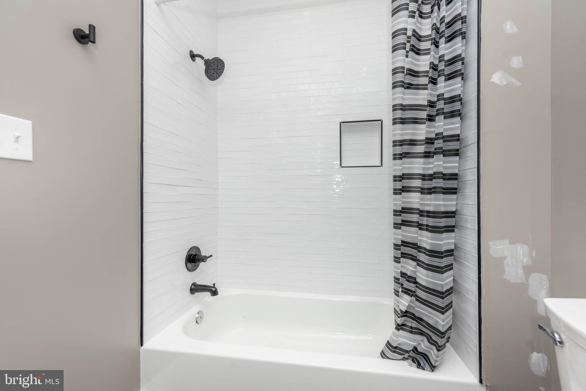 BROADWAY EAST - Residential