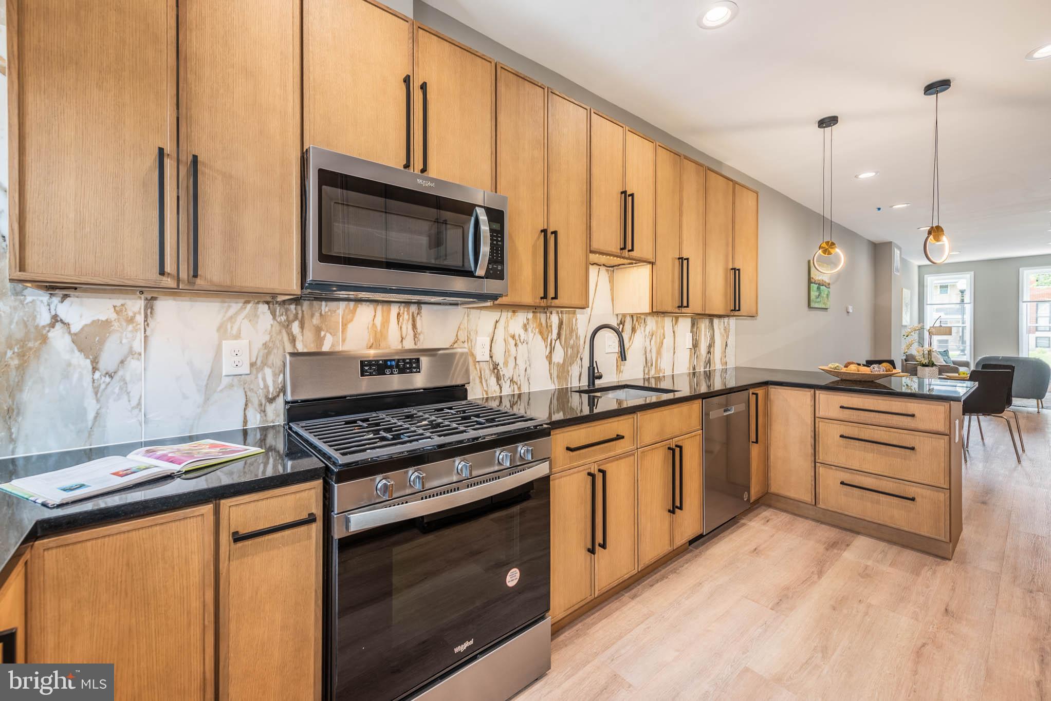 BROADWAY EAST - Residential