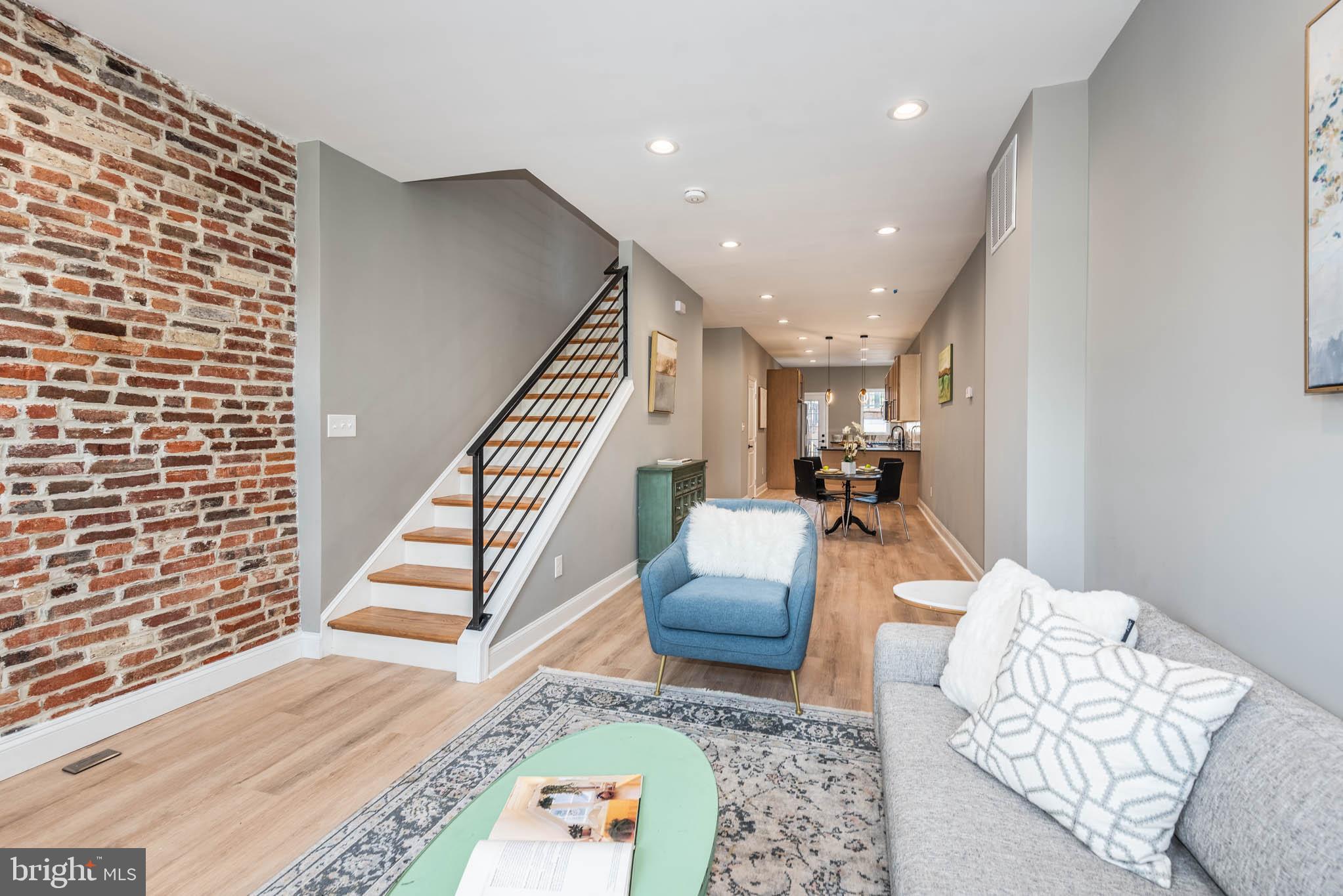 BROADWAY EAST - Residential