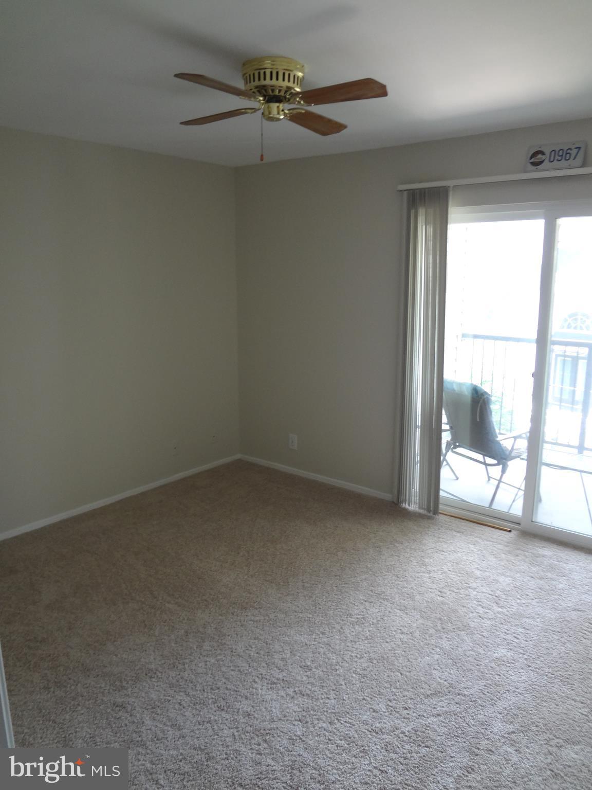 POINTE AT PARK CENTER - Residential