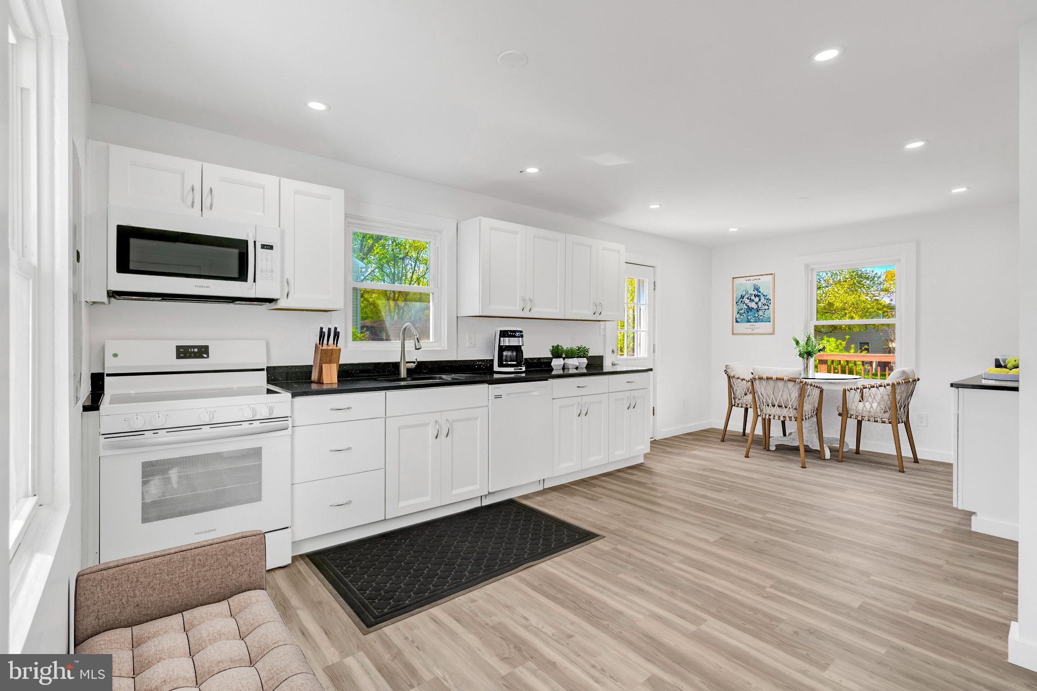 DEER PARK - Residential