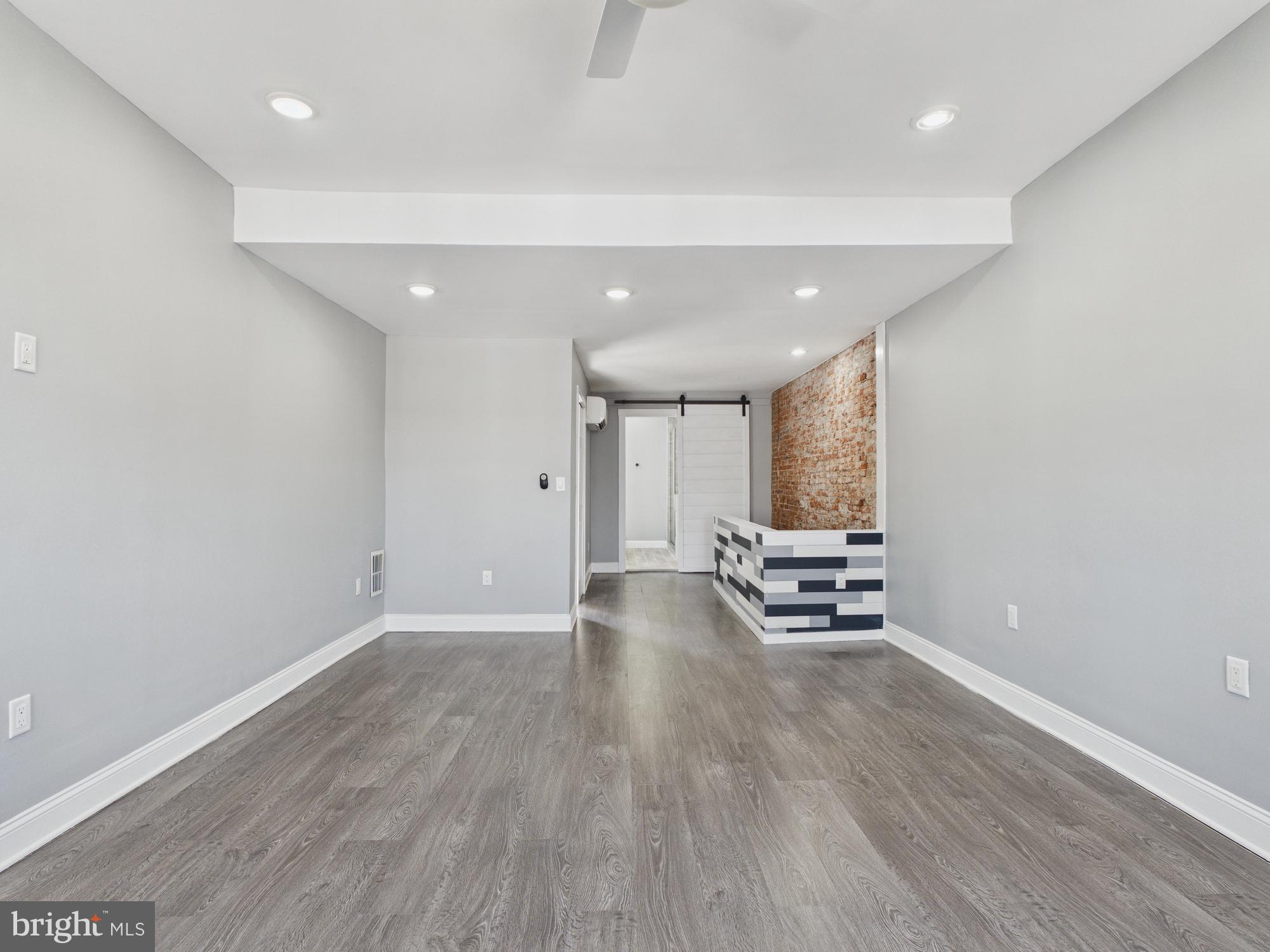 MANTUA - Residential