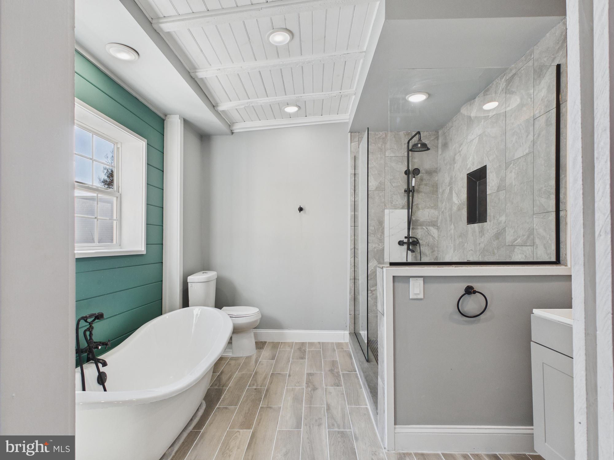 MANTUA - Residential