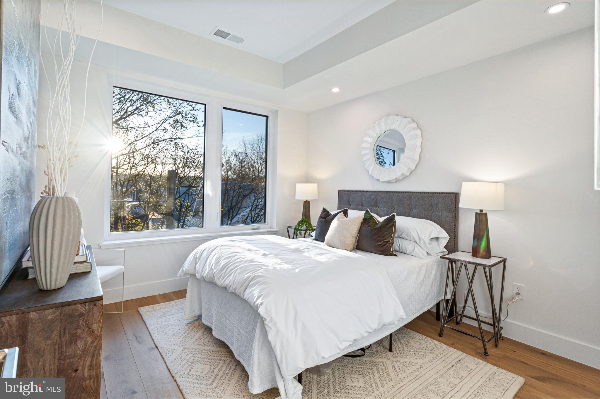 PETWORTH - Residential Lease
