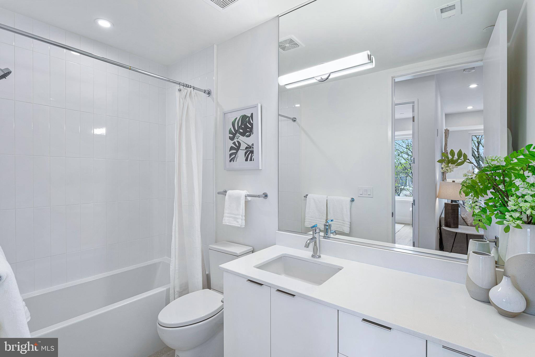 PETWORTH - Residential Lease