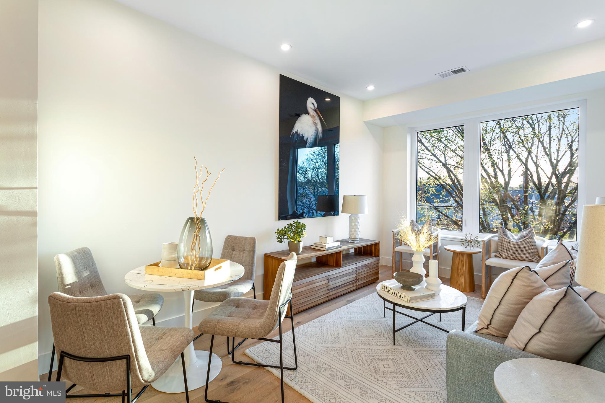 PETWORTH - Residential Lease