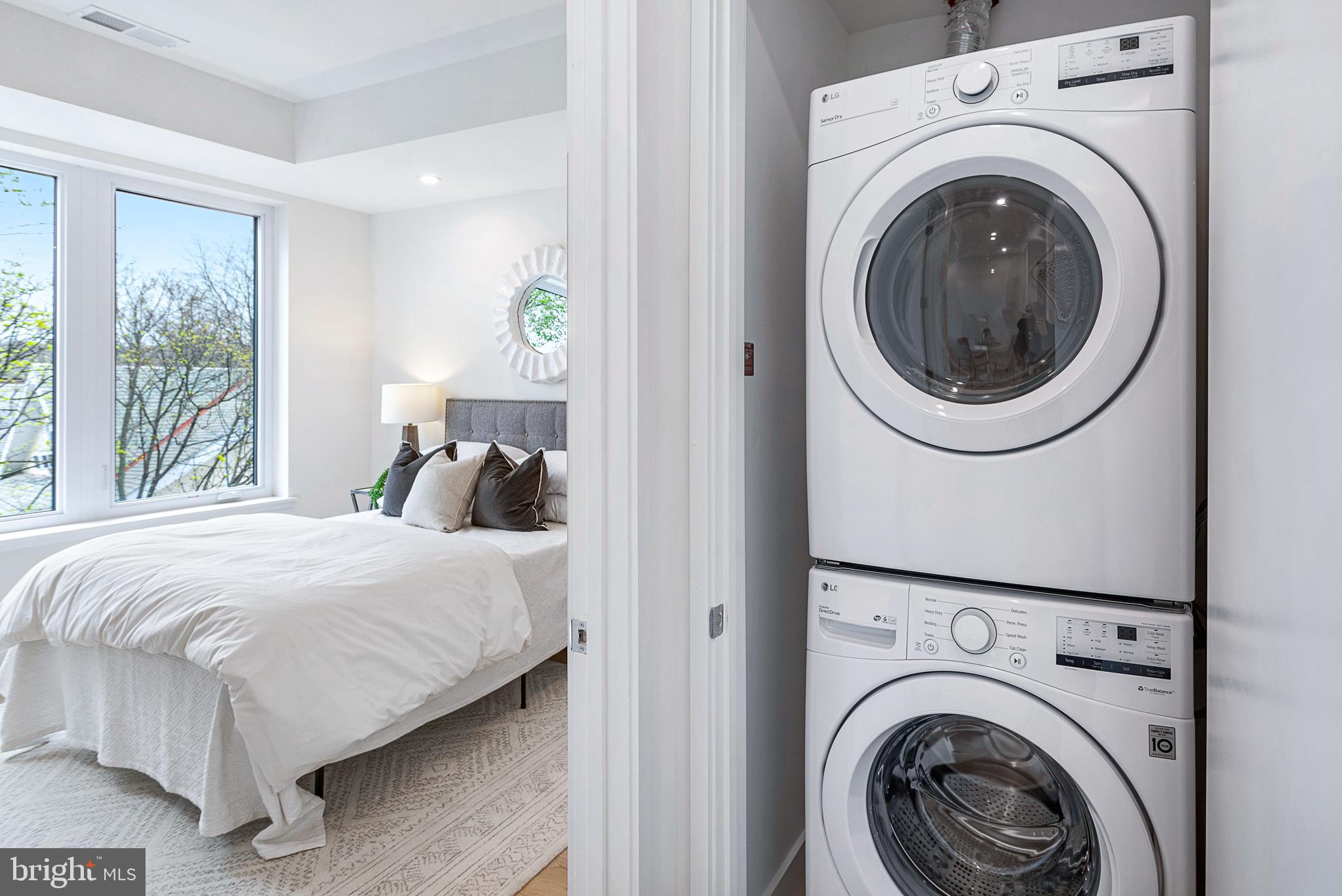 PETWORTH - Residential Lease