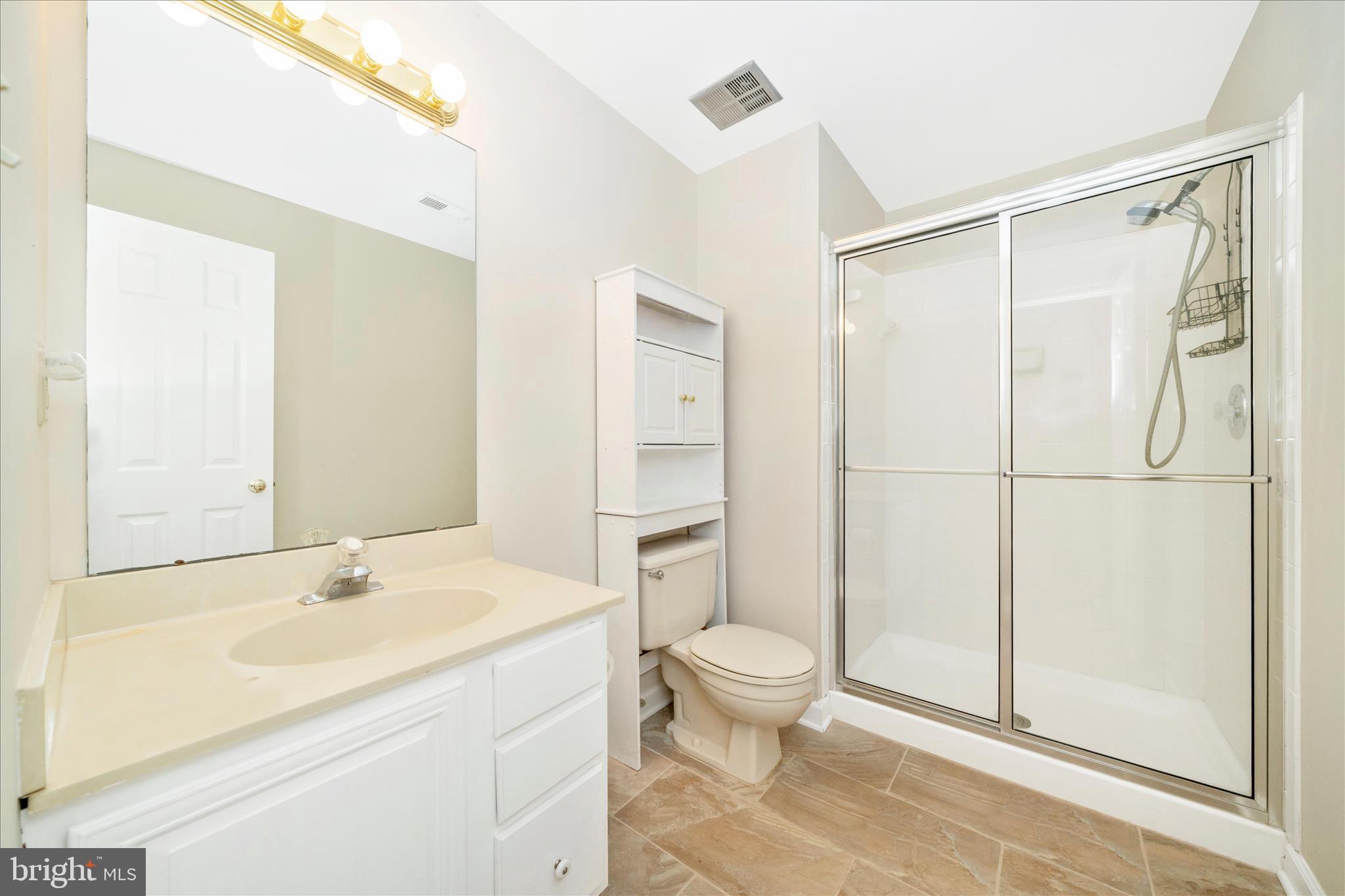 SENECA CHASE - Residential