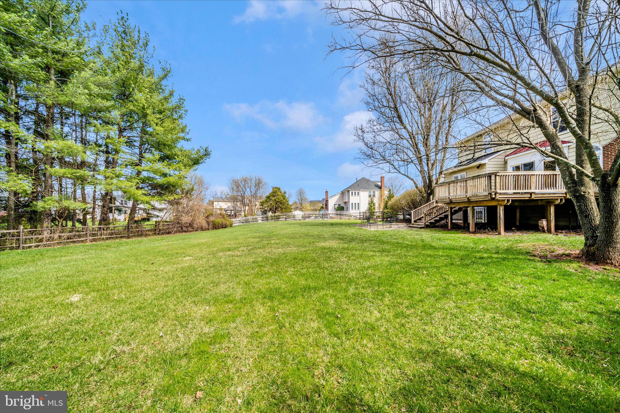 SENECA CHASE - Residential