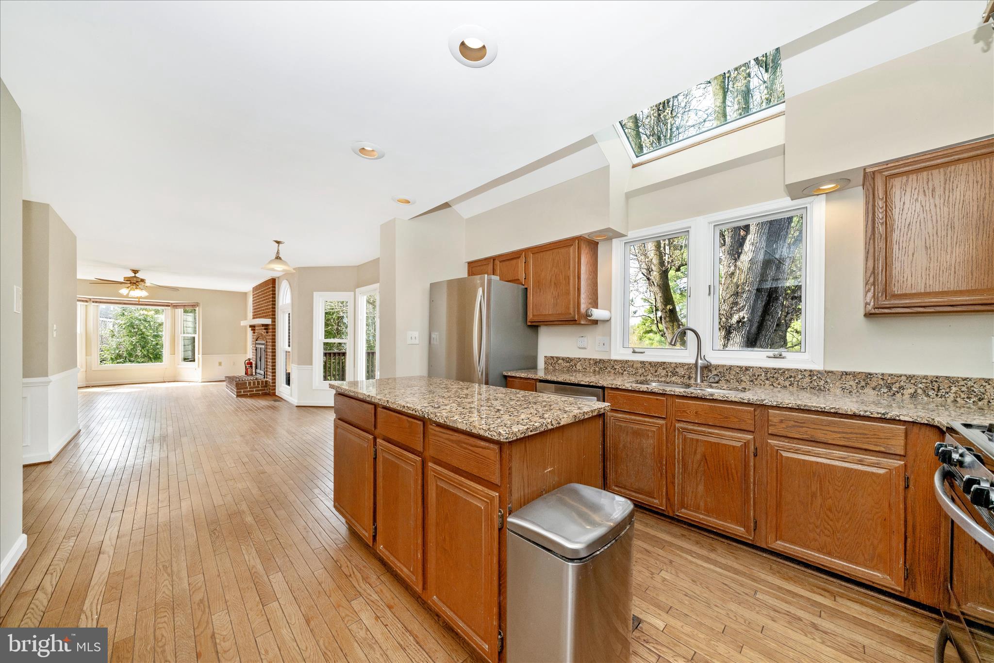 SENECA CHASE - Residential