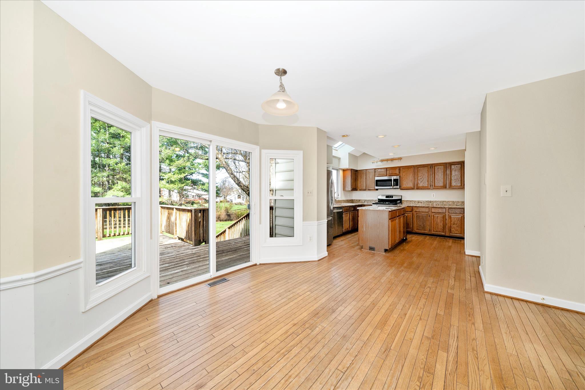 SENECA CHASE - Residential