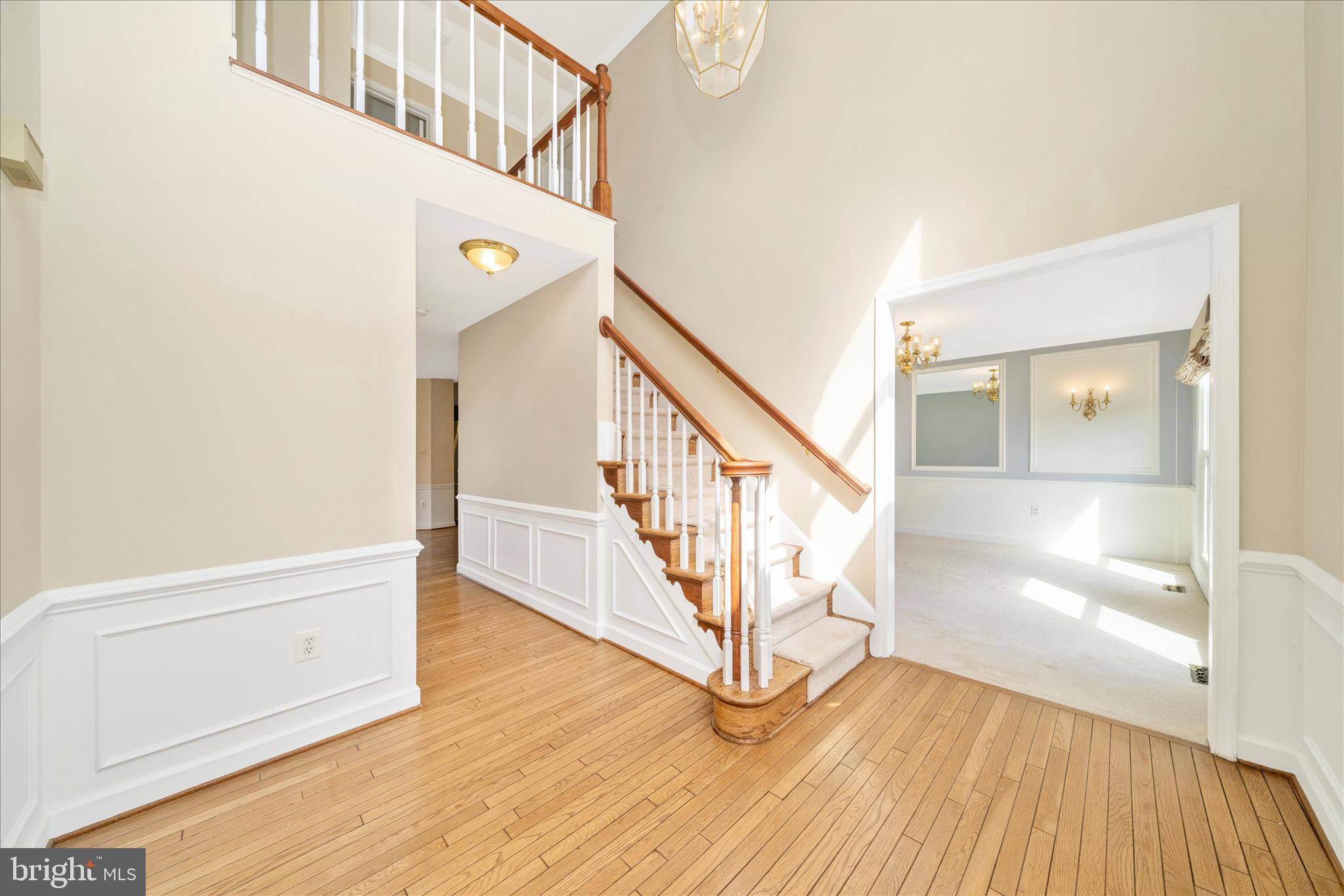 SENECA CHASE - Residential