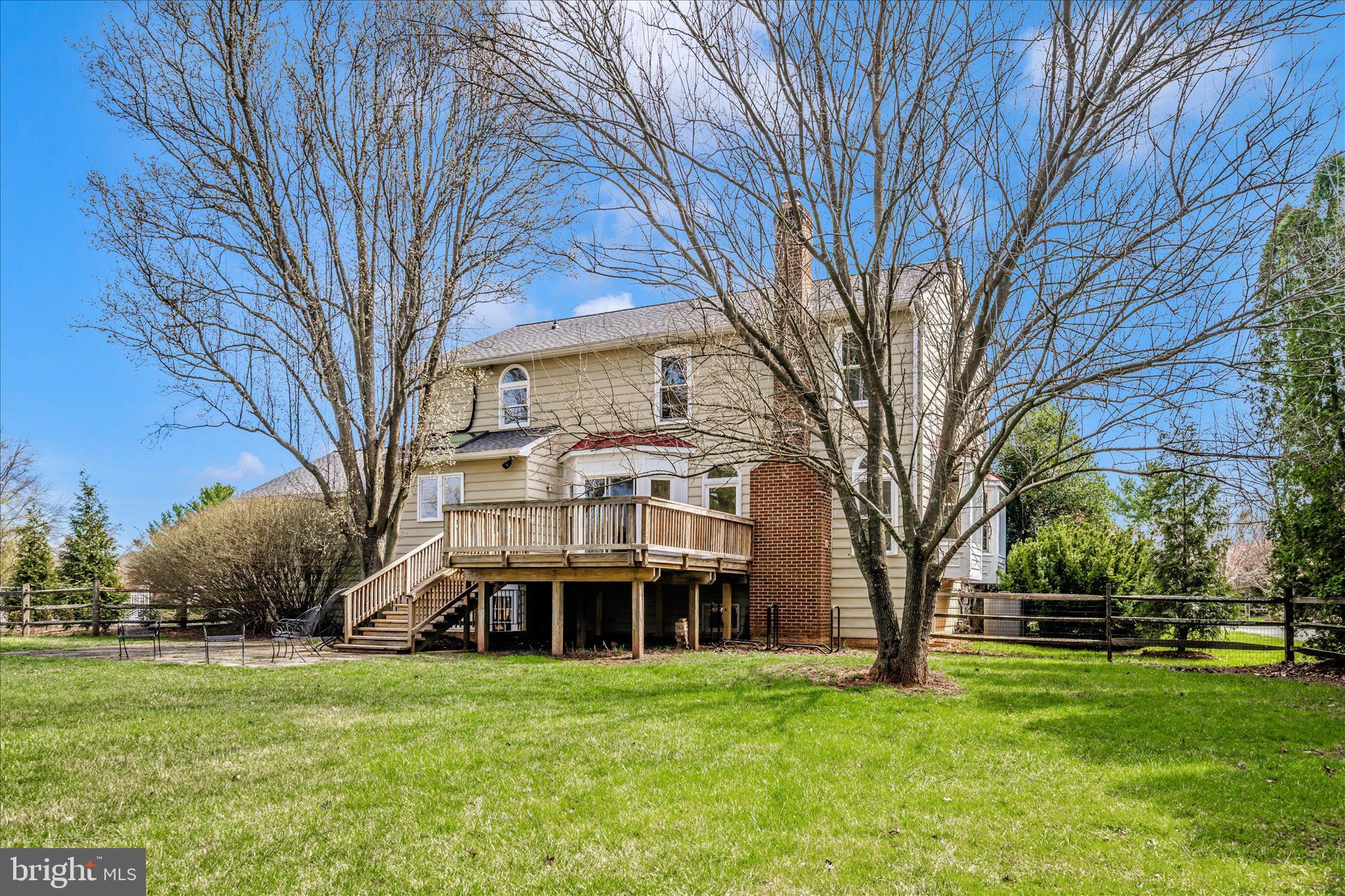 SENECA CHASE - Residential