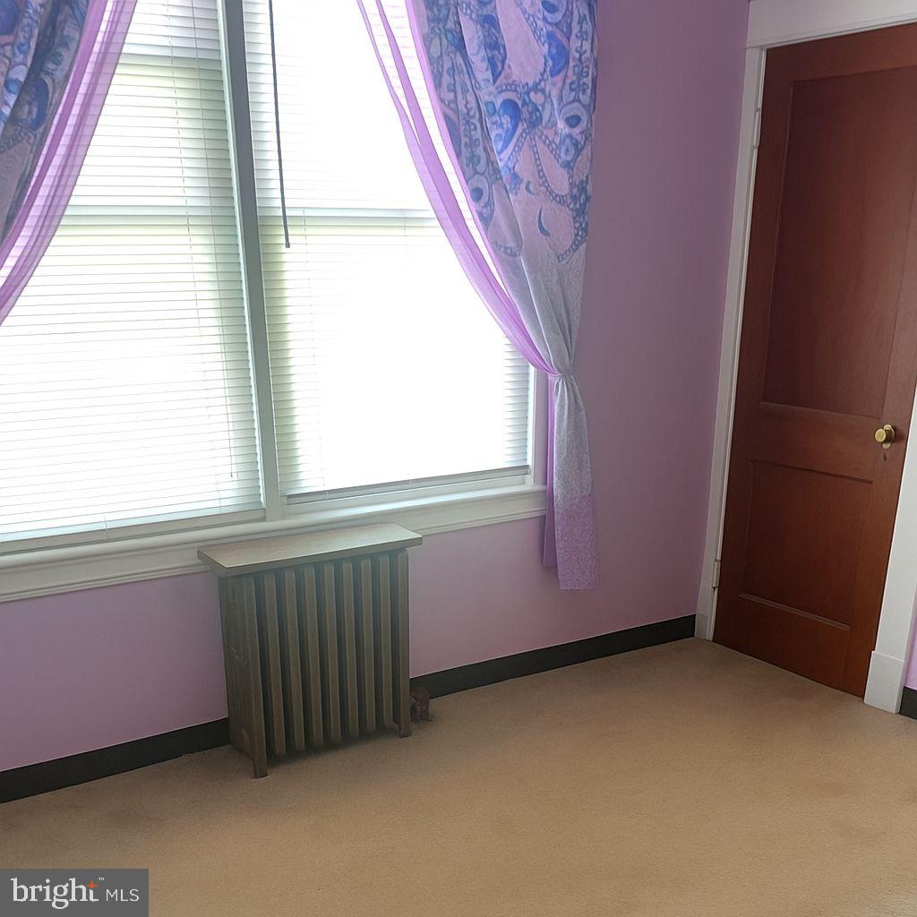 3014 OAKCREST AVENUE