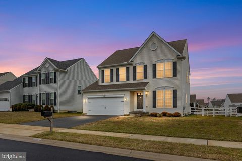 Homes For Sale - 413 Janets Way<br/> TOWNSEND, DE 19734