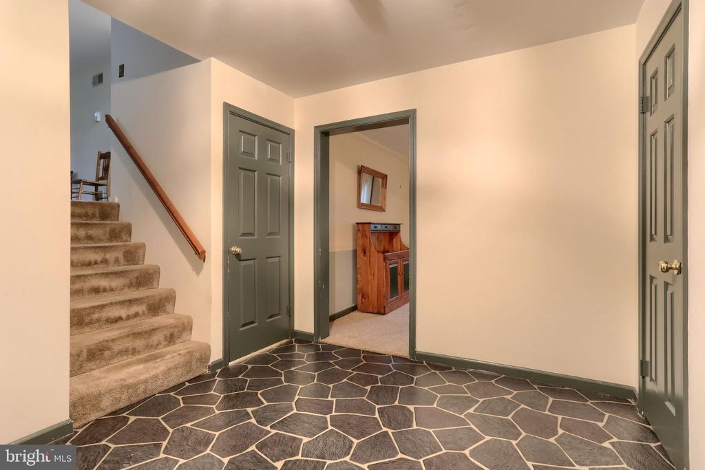 Photo of 46 CHEROKEE RD, WILLOW STREET, PA 17584 (MLS # PALA2040464)