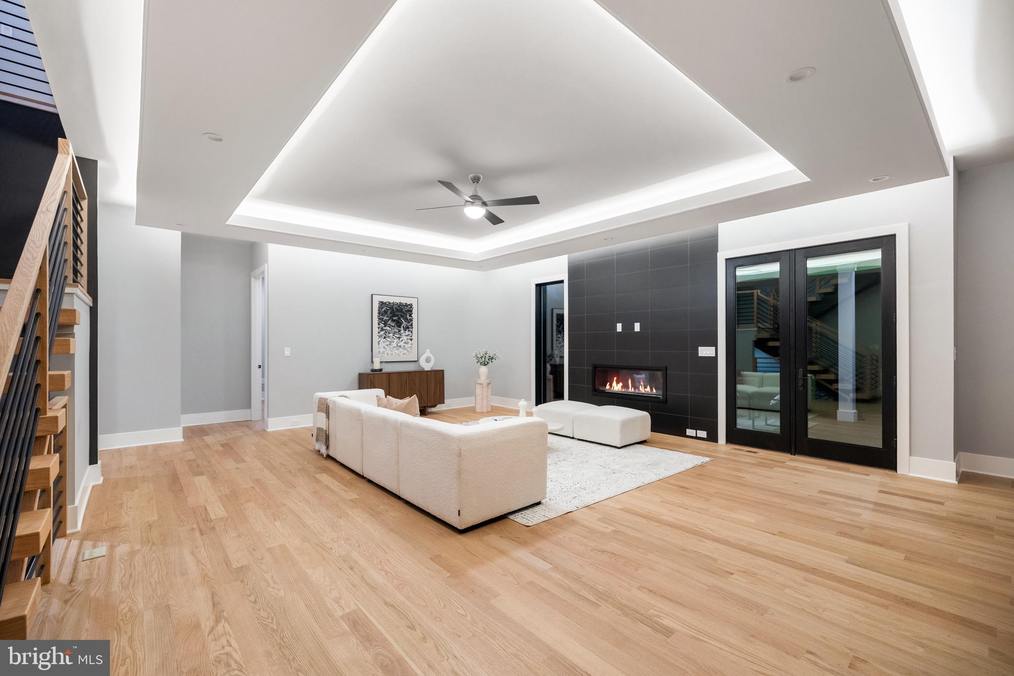 WEST LANGLEY - Residential