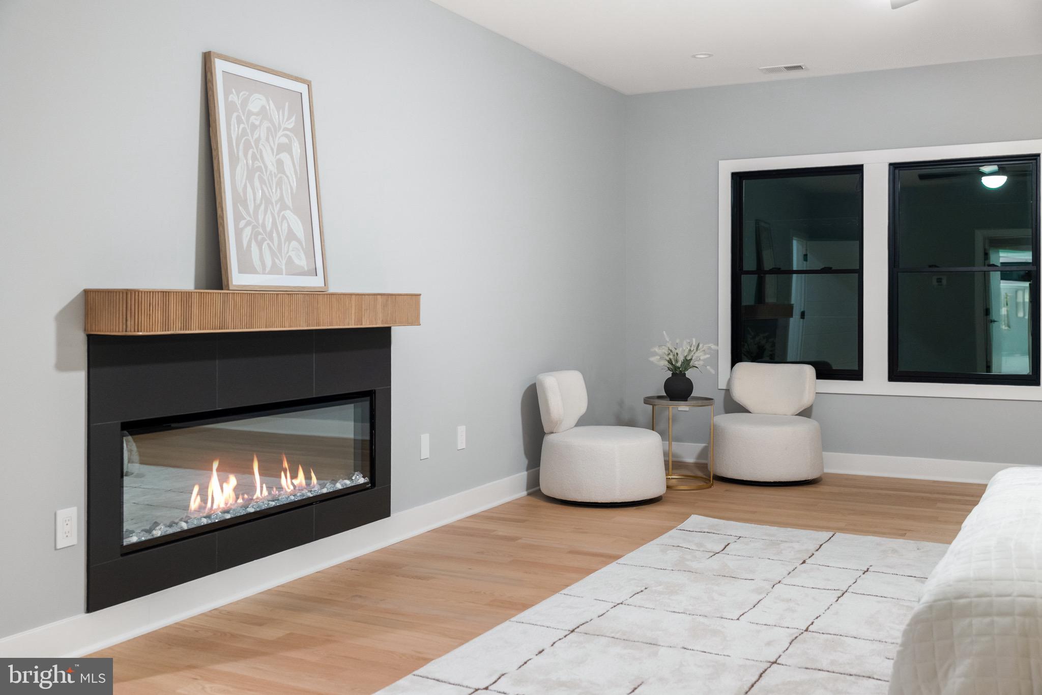 WEST LANGLEY - Residential