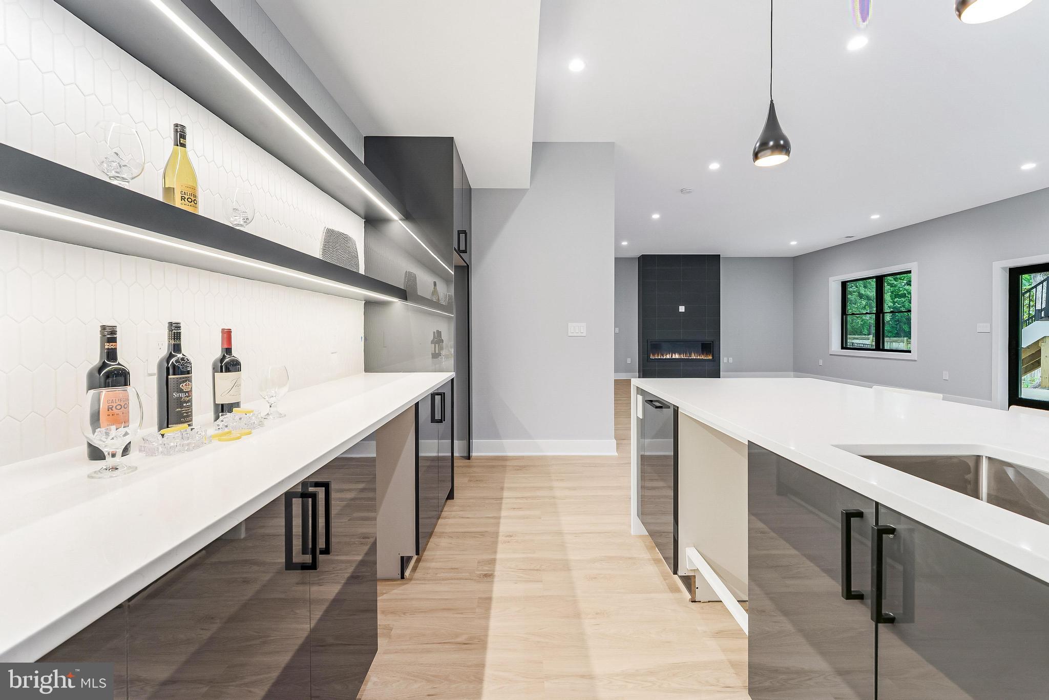 WEST LANGLEY - Residential