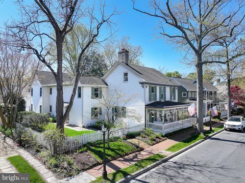 114 W CHESTNUT STREET SAINT MICHAELS MD 21663