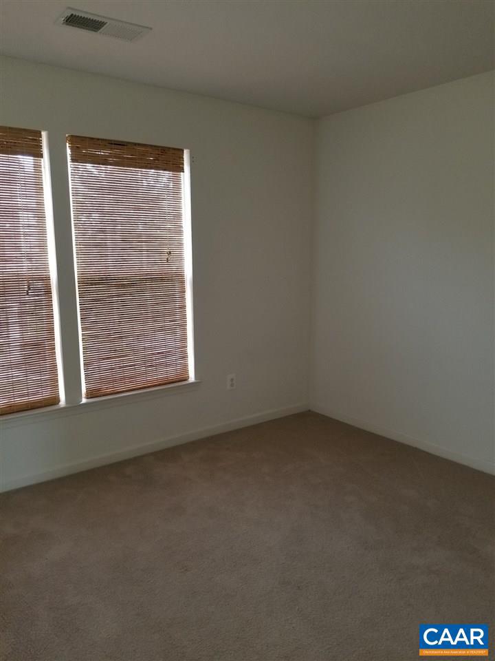 ABINGTON PLACE - Residential Lease