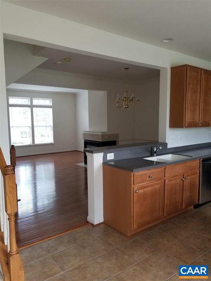 ABINGTON PLACE - Residential Lease