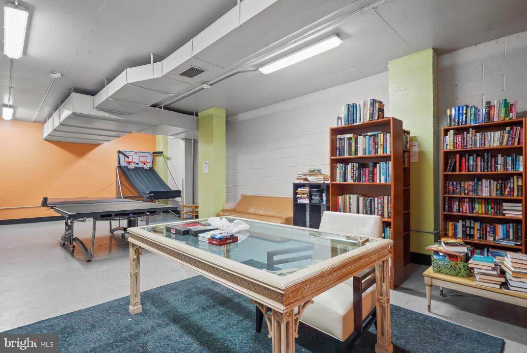 GROSVENOR PARK - Residential Lease