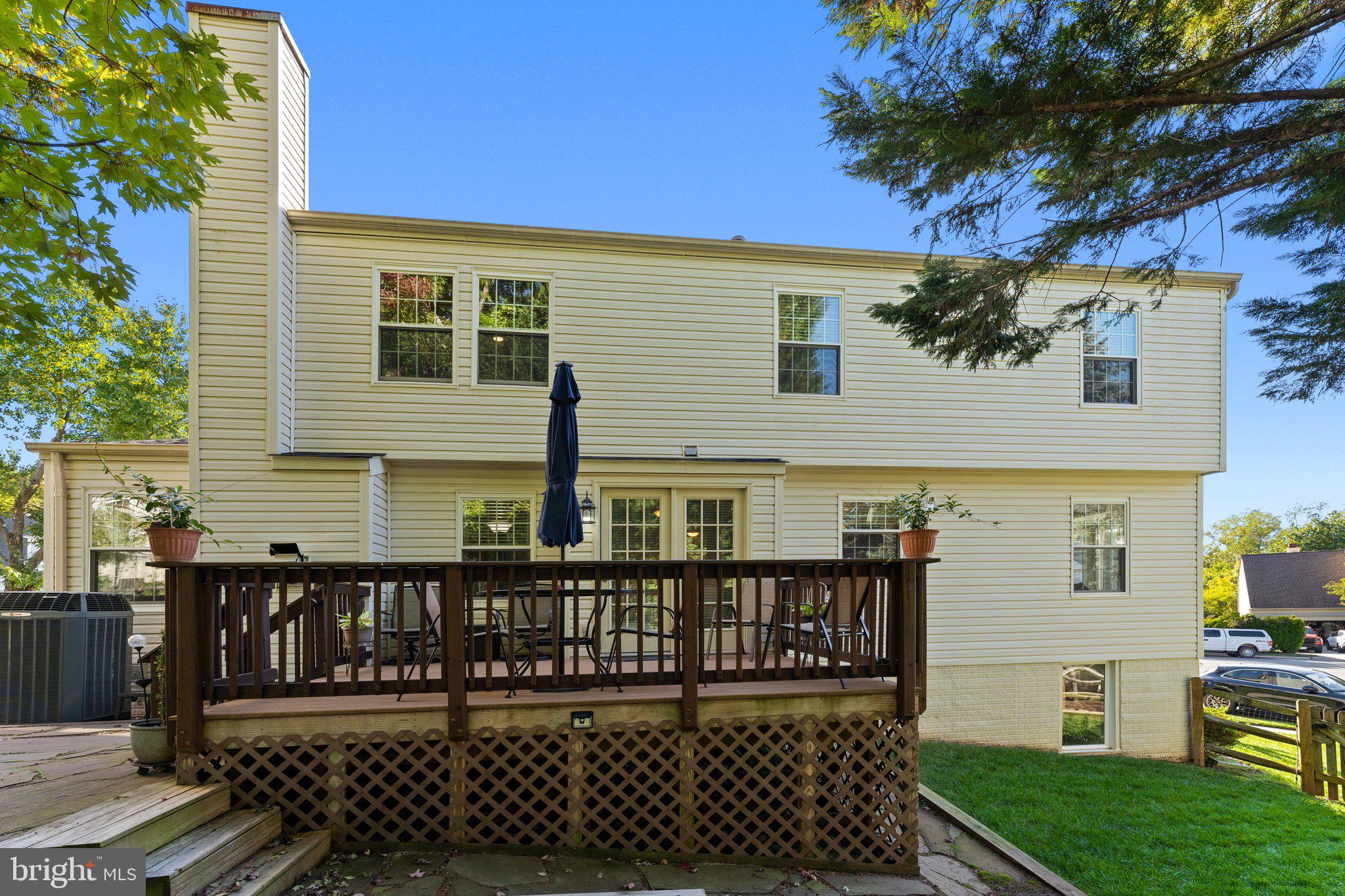 WELLINGTON/CLOVERHILL - Residential