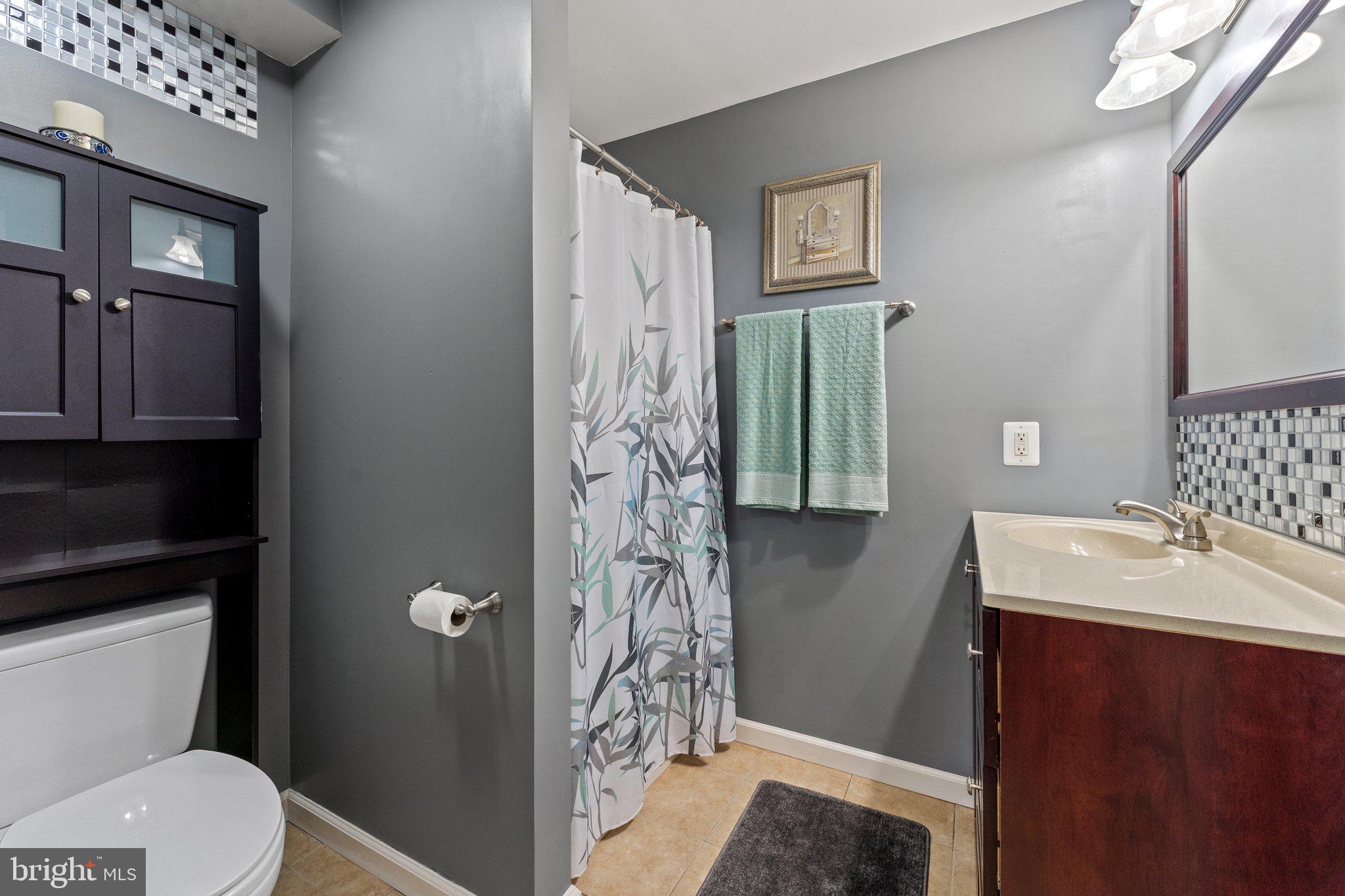 WELLINGTON/CLOVERHILL - Residential