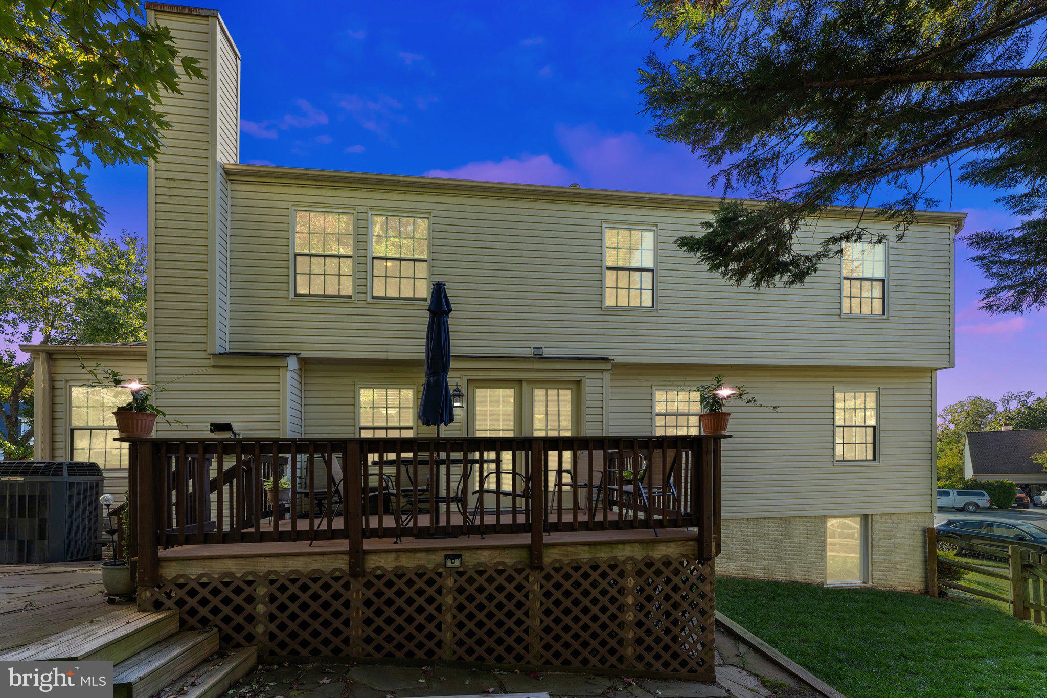 WELLINGTON/CLOVERHILL - Residential