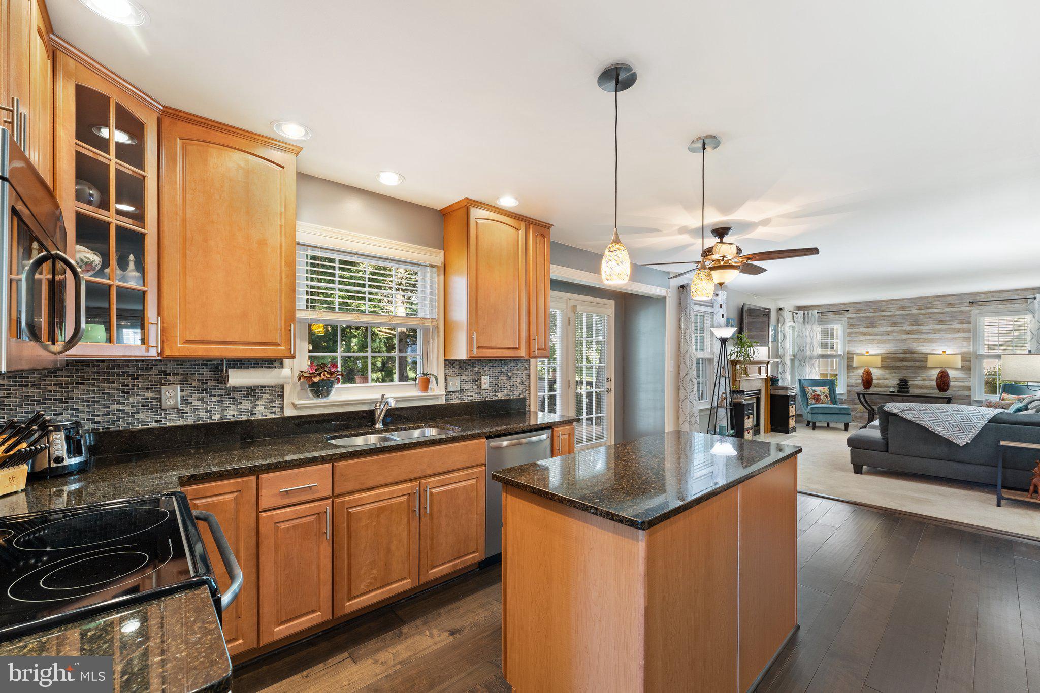 WELLINGTON/CLOVERHILL - Residential