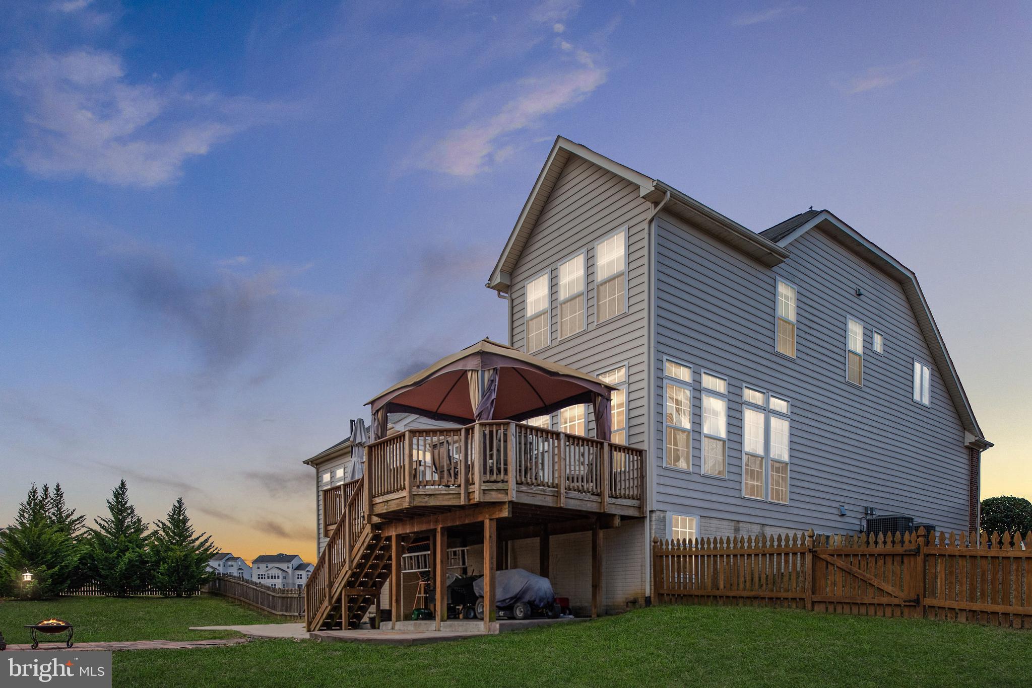 LEE'S PARKE - Residential