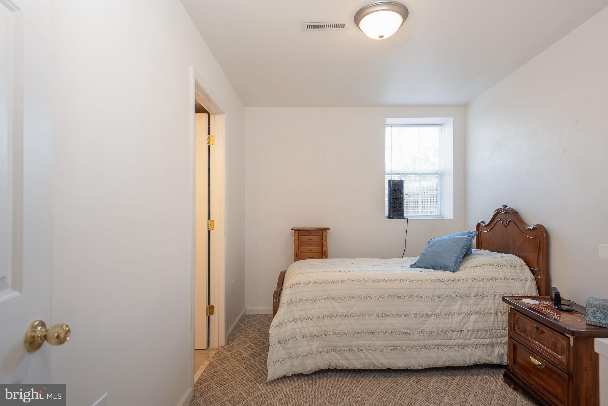 LEE'S PARKE - Residential