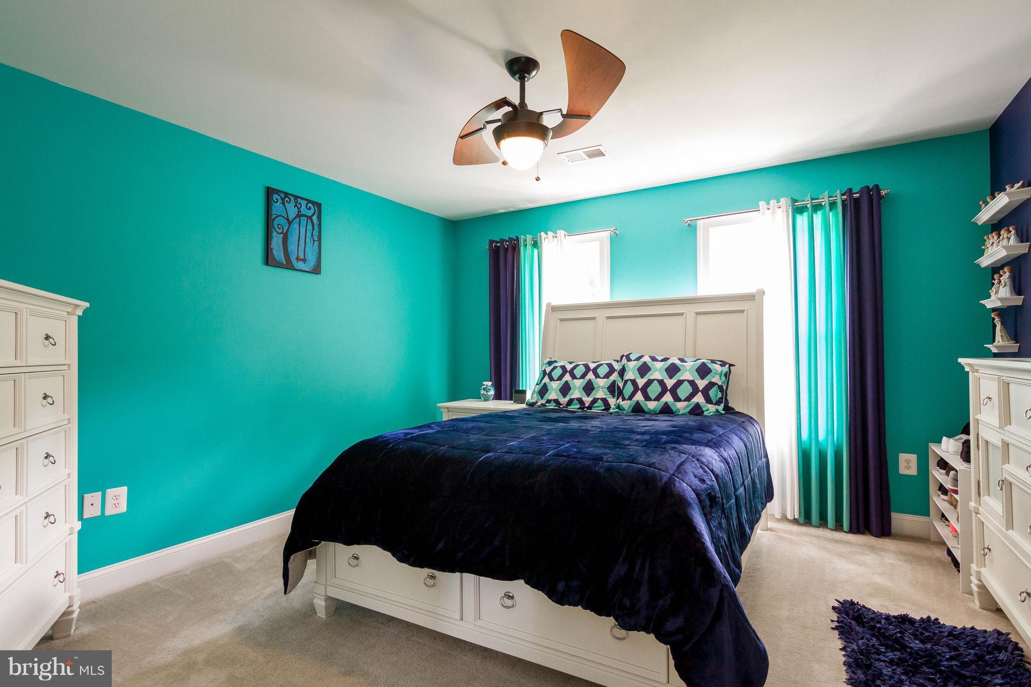 THE RIDINGS - Residential