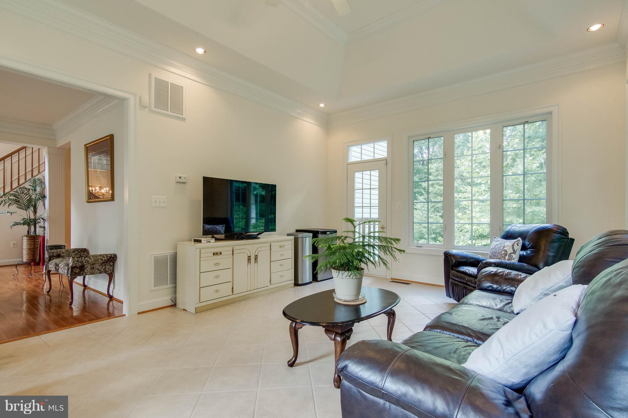 THE RIDINGS - Residential