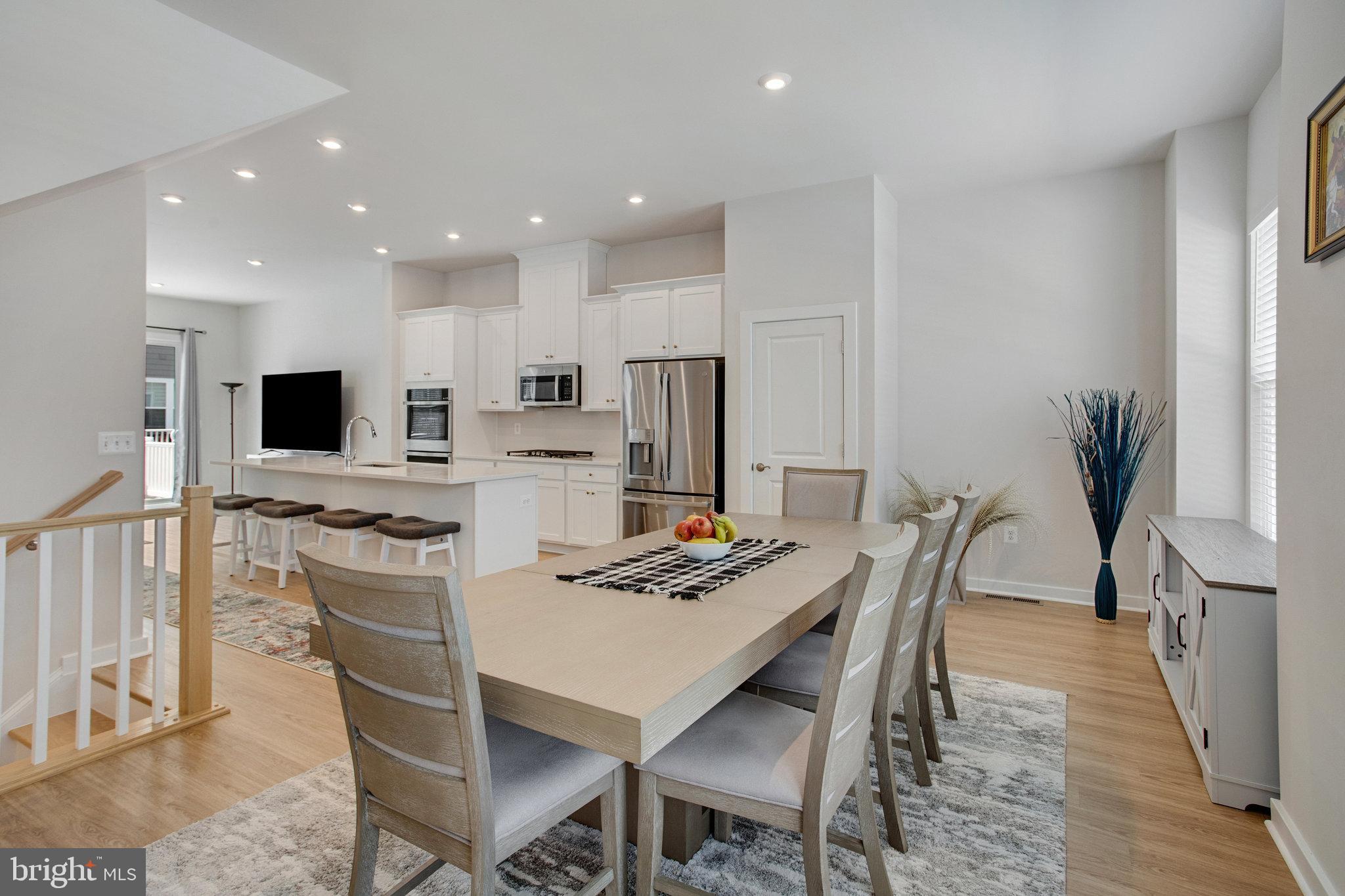 POTOMAC SHORES - Residential