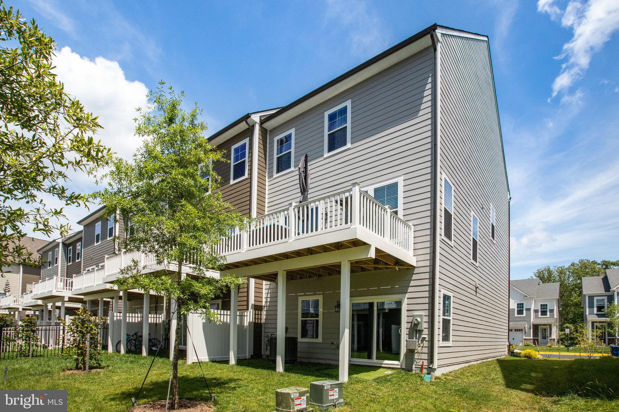 POTOMAC SHORES - Residential