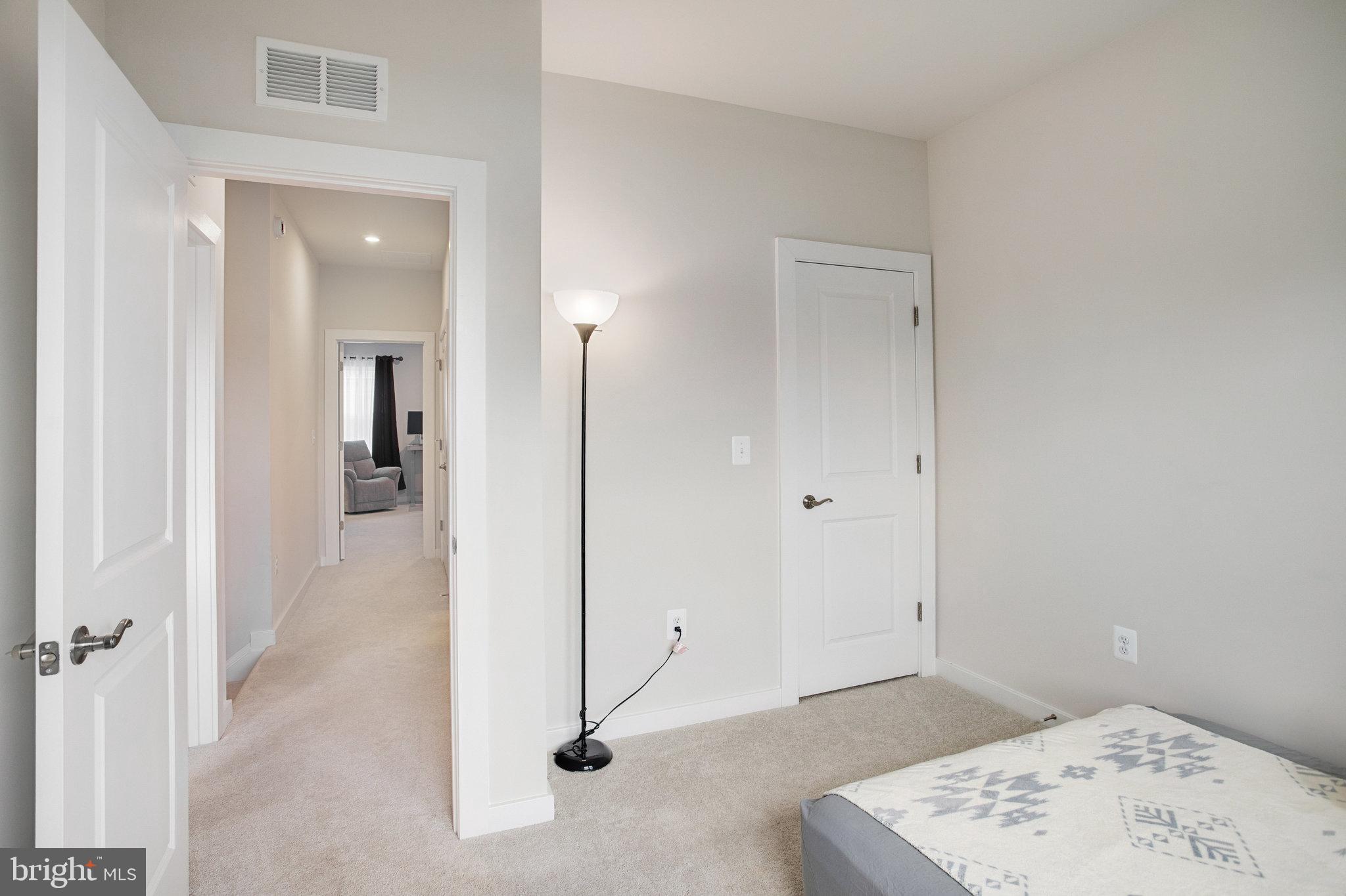 POTOMAC SHORES - Residential