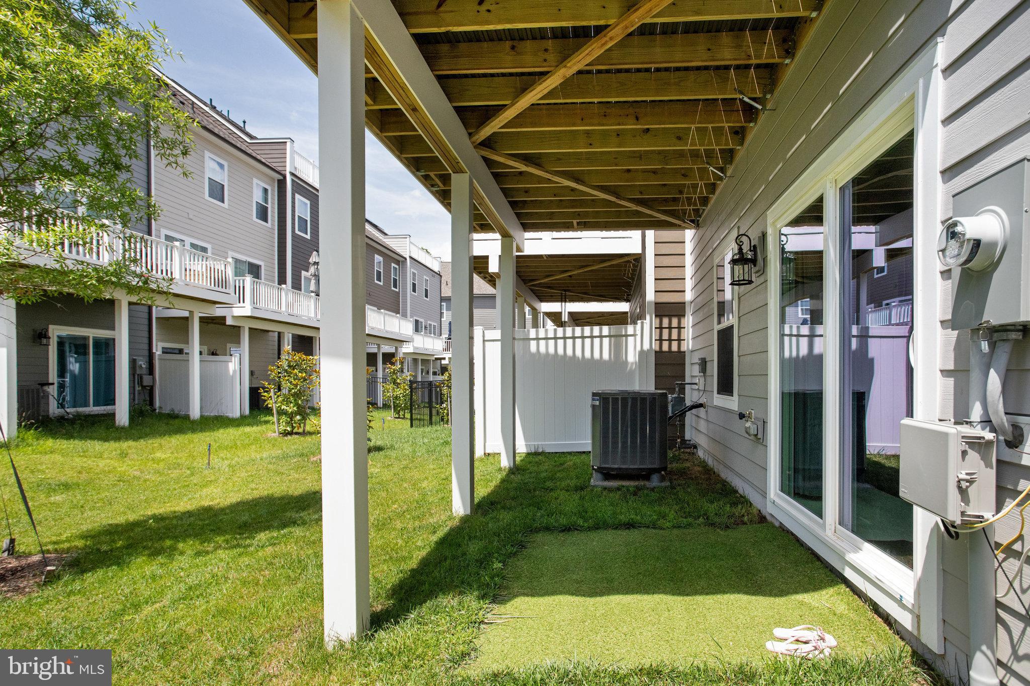 POTOMAC SHORES - Residential