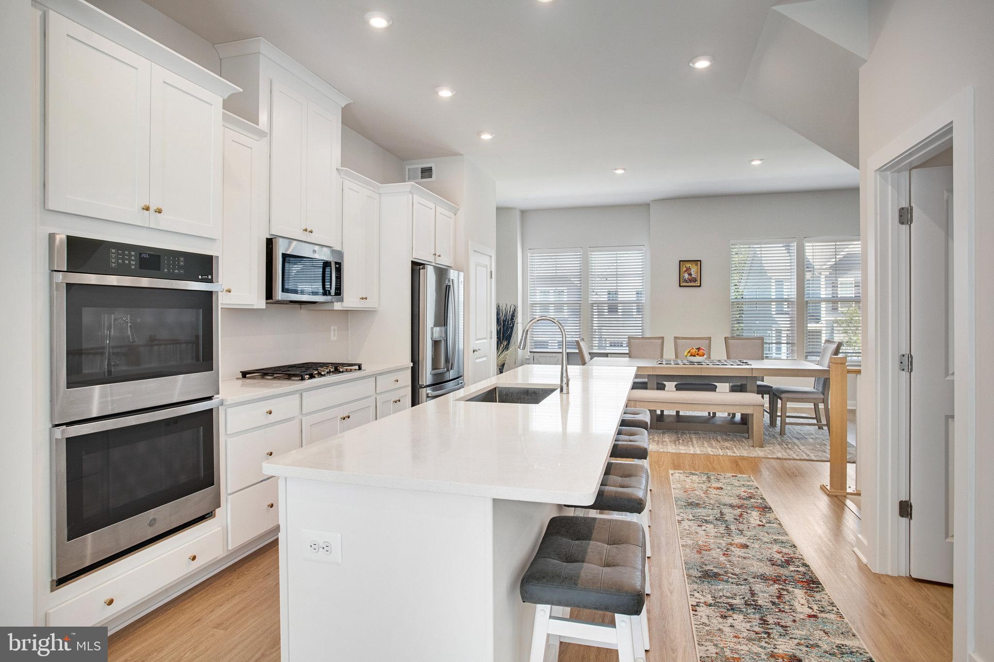 POTOMAC SHORES - Residential