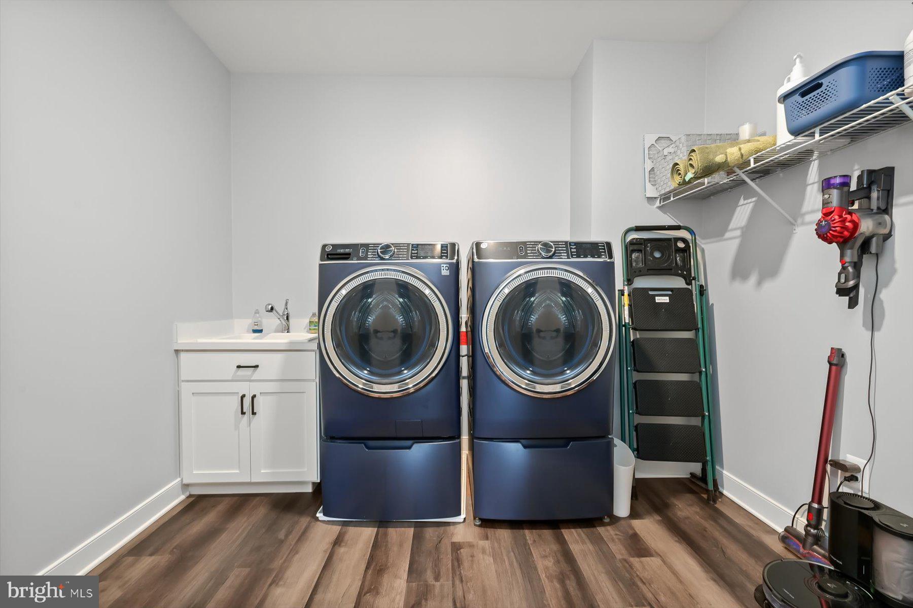 ROVER MILL ESTATES - Residential