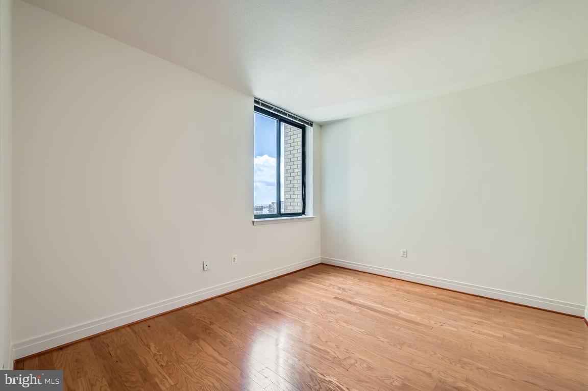 INNER HARBOR - Residential Lease
