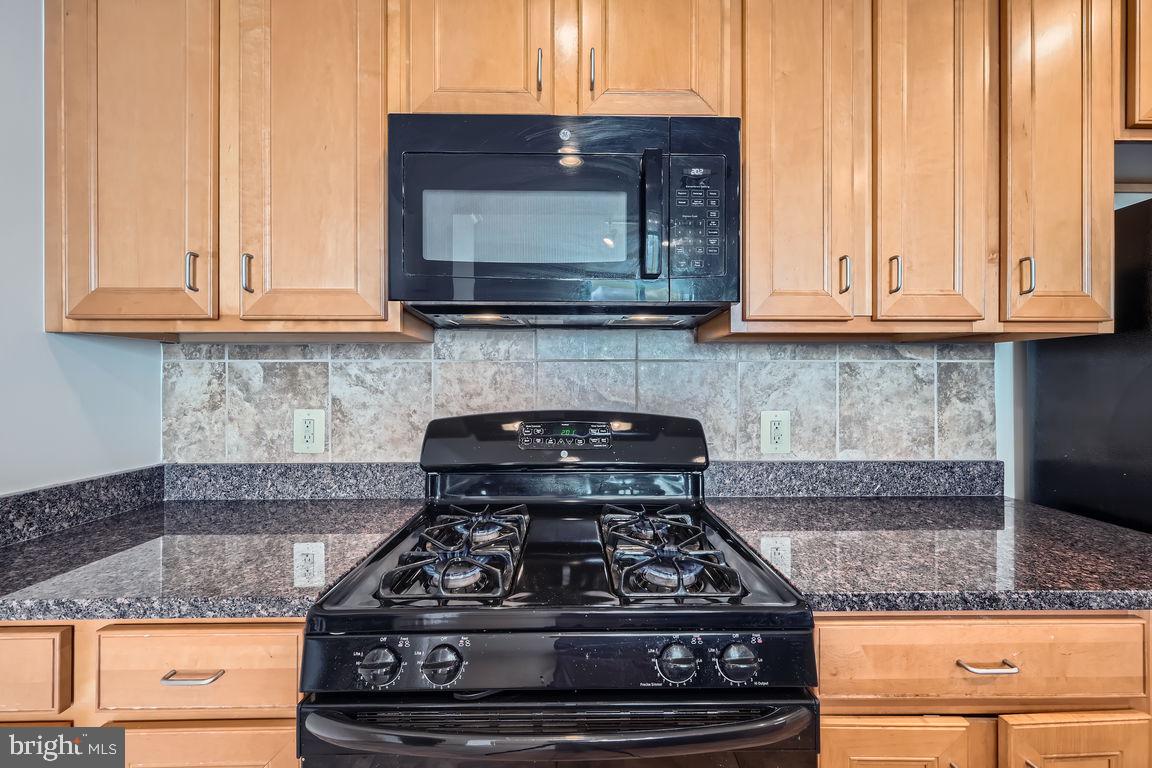 INNER HARBOR - Residential Lease