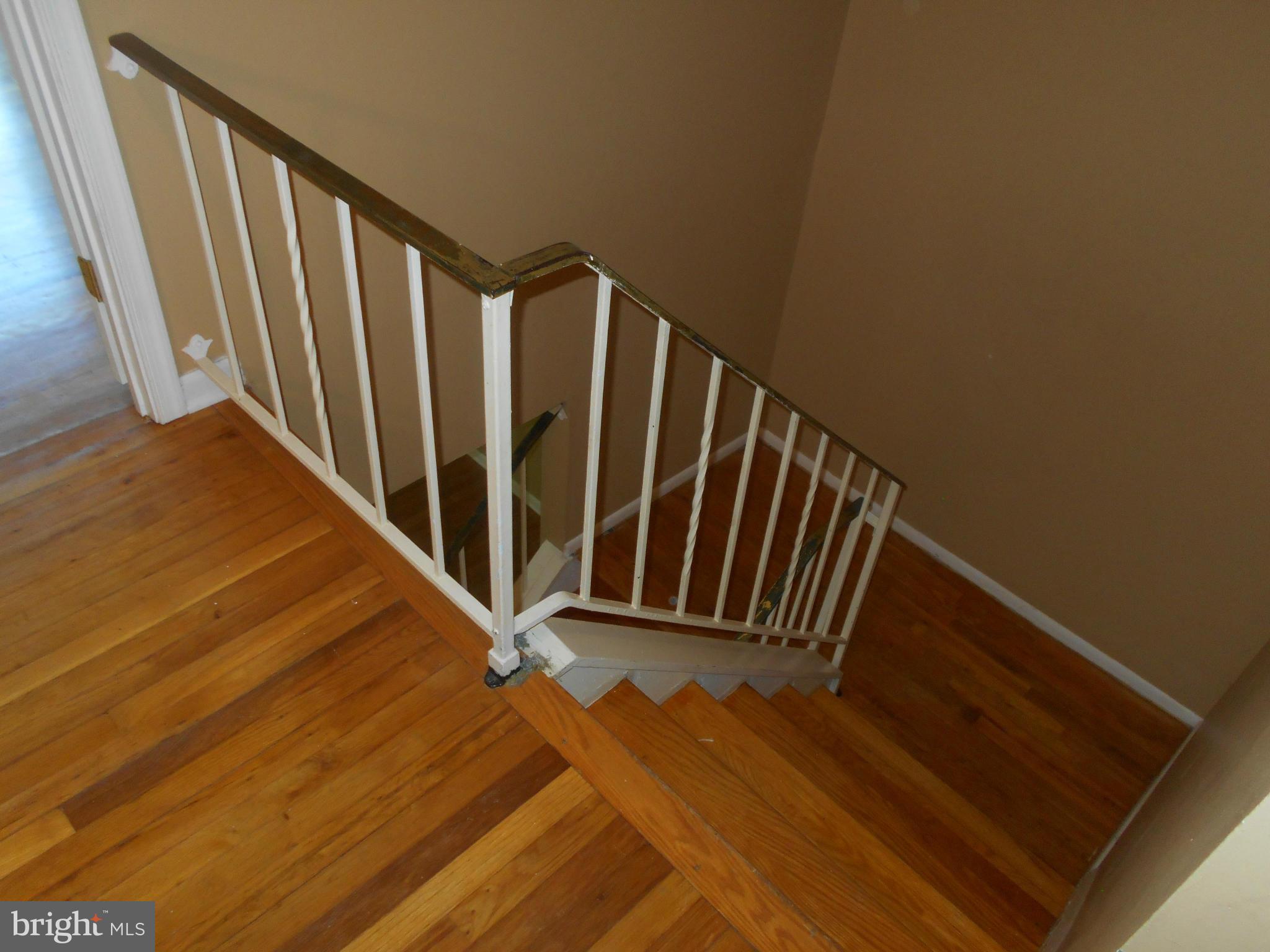 TWIN LAKES - Residential