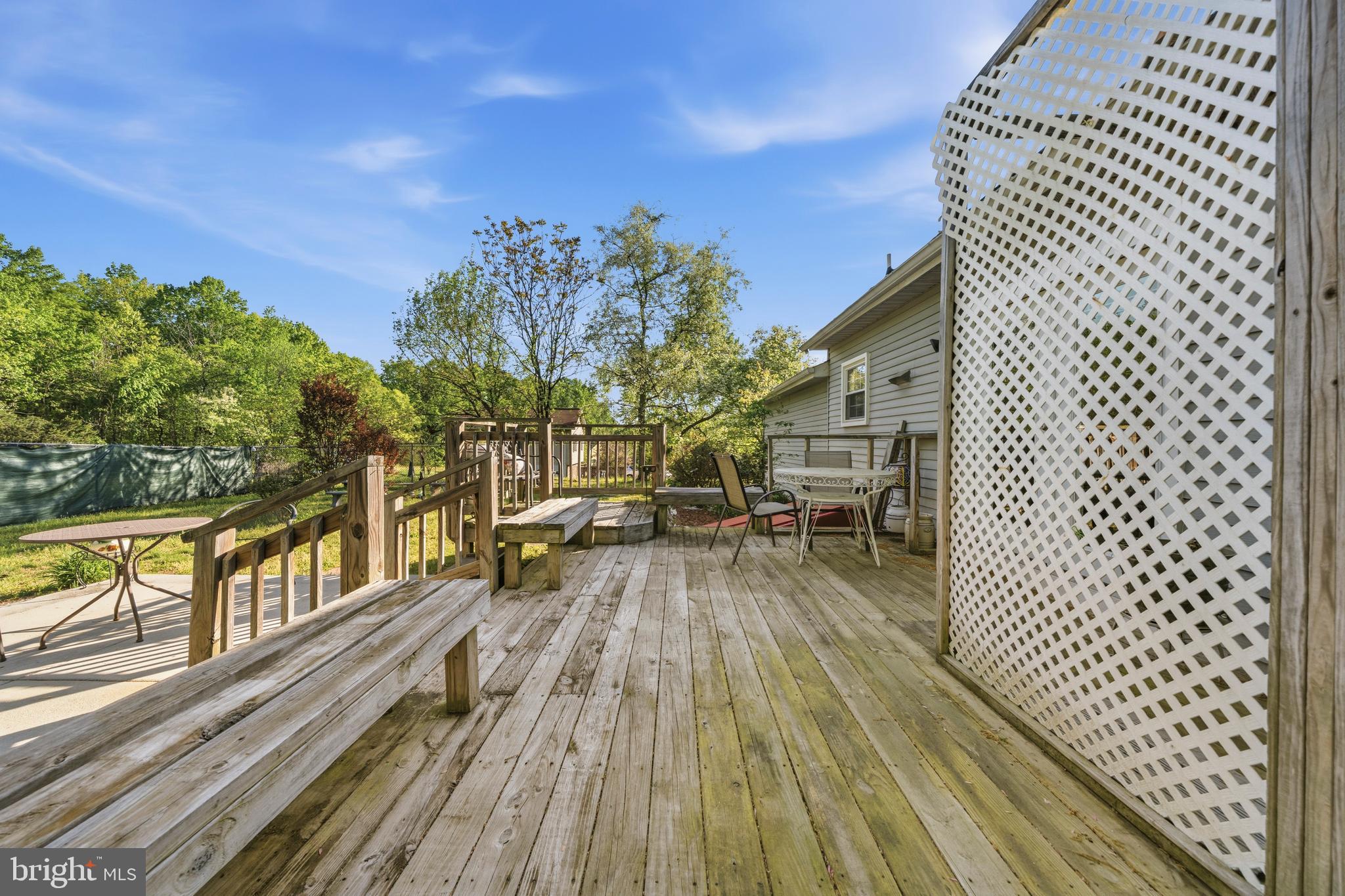 FORESTVILLE CENTER - Residential