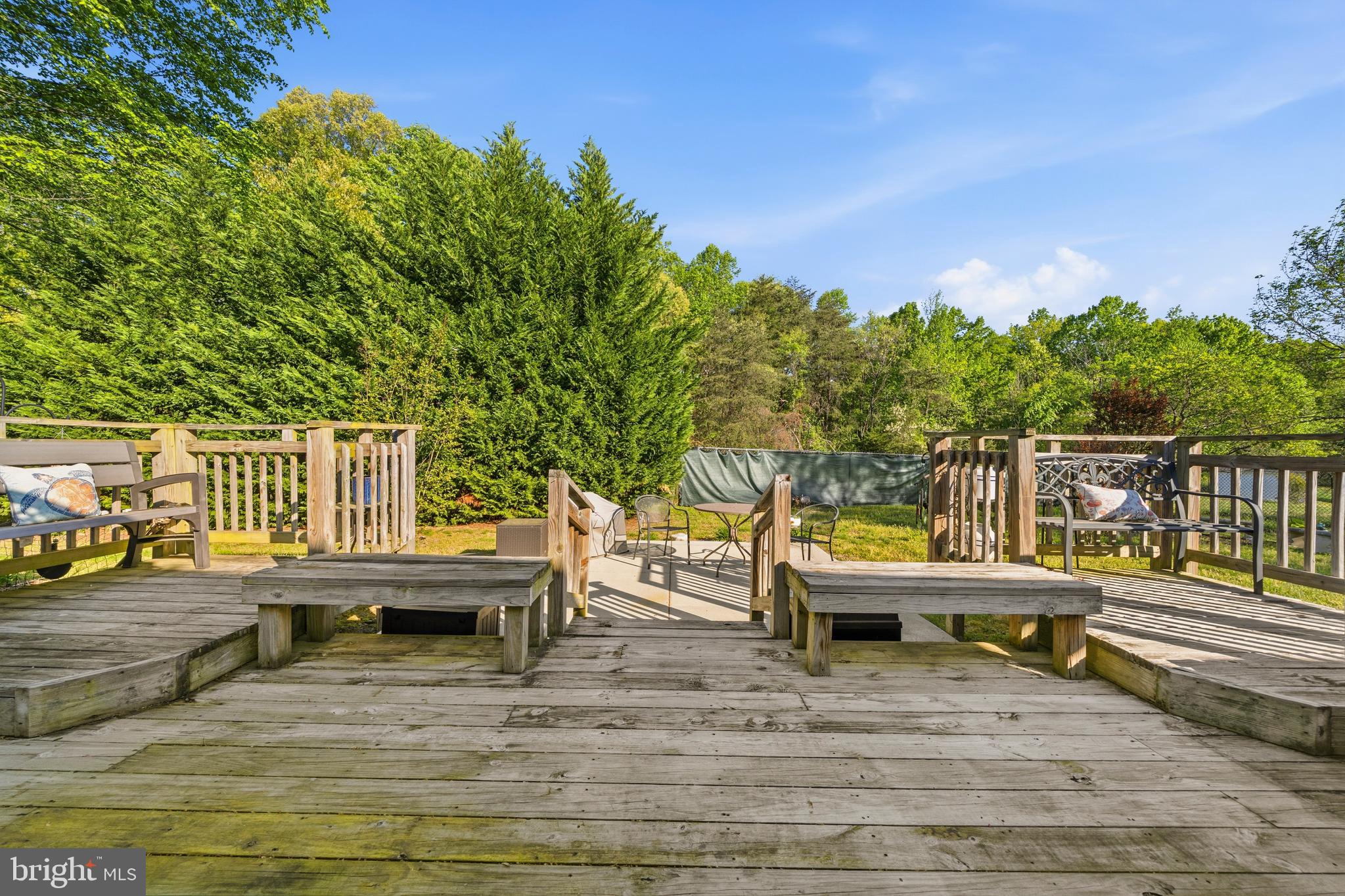 FORESTVILLE CENTER - Residential