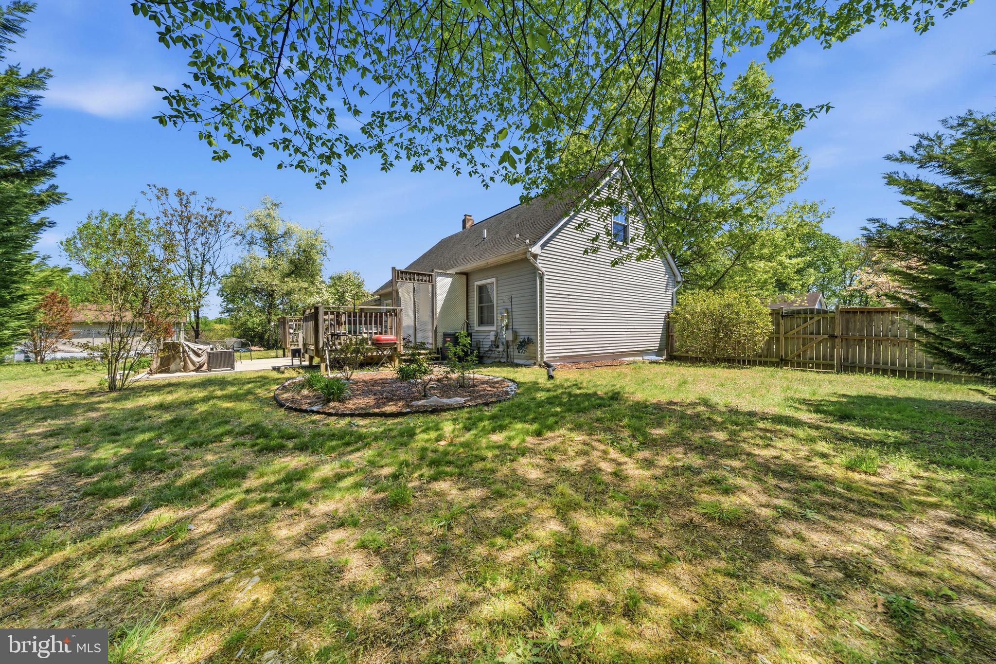 FORESTVILLE CENTER - Residential